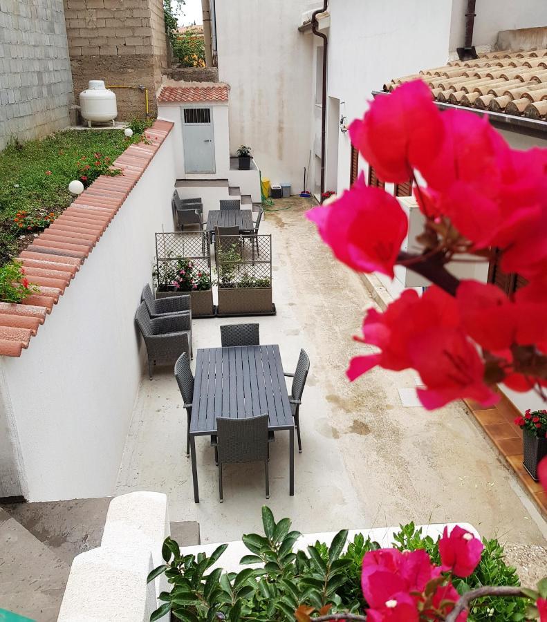 Appartamento Baus Baunei Exterior photo